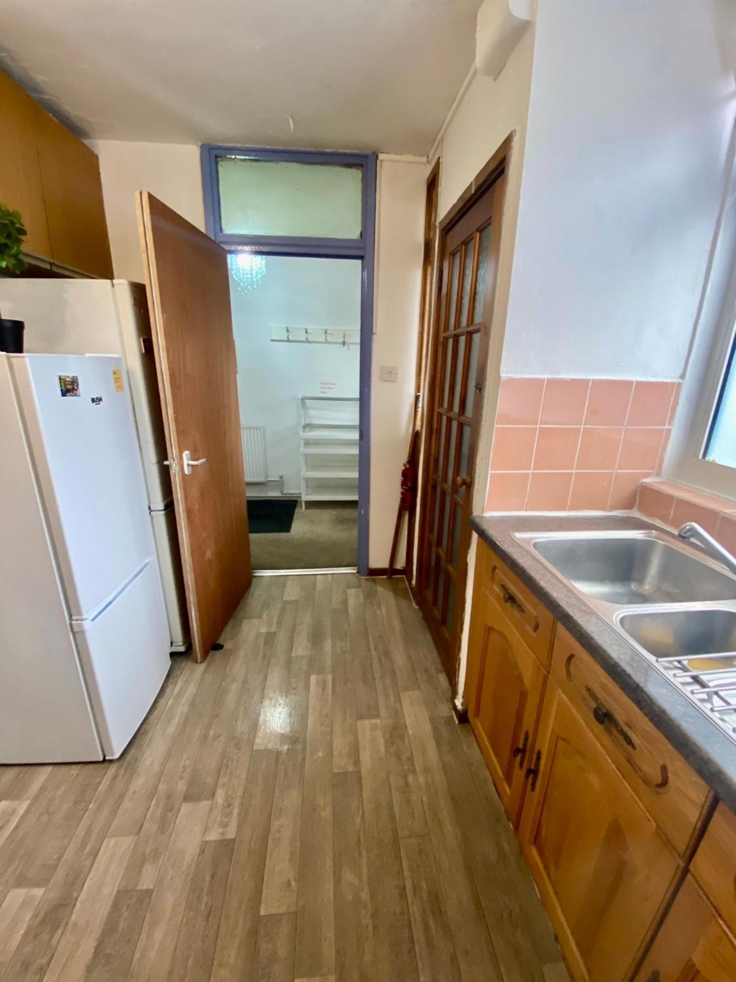 Cosy 3 Bed Apt, Old Truman Brewery! Brick Lane, London, E1 Εξωτερικό φωτογραφία