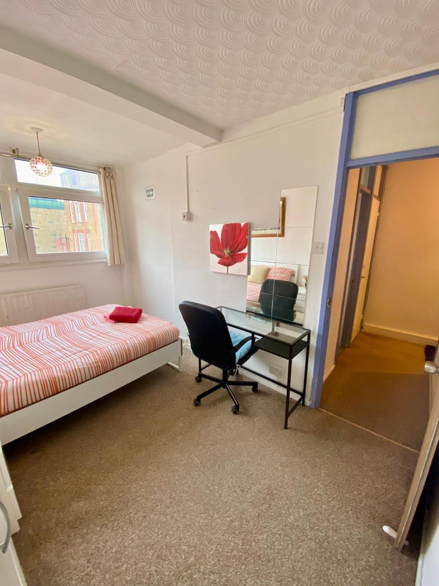 Cosy 3 Bed Apt, Old Truman Brewery! Brick Lane, London, E1 Εξωτερικό φωτογραφία
