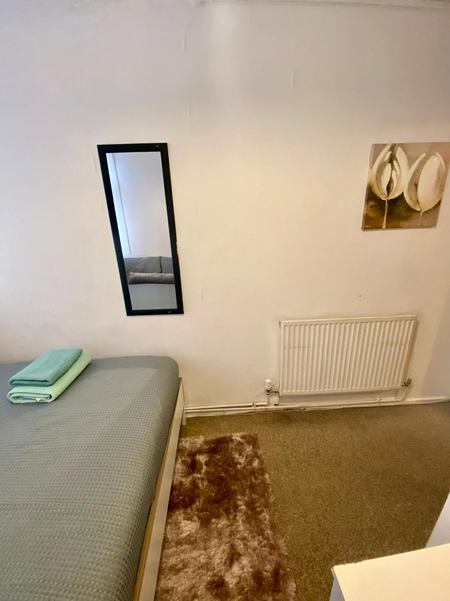 Cosy 3 Bed Apt, Old Truman Brewery! Brick Lane, London, E1 Εξωτερικό φωτογραφία